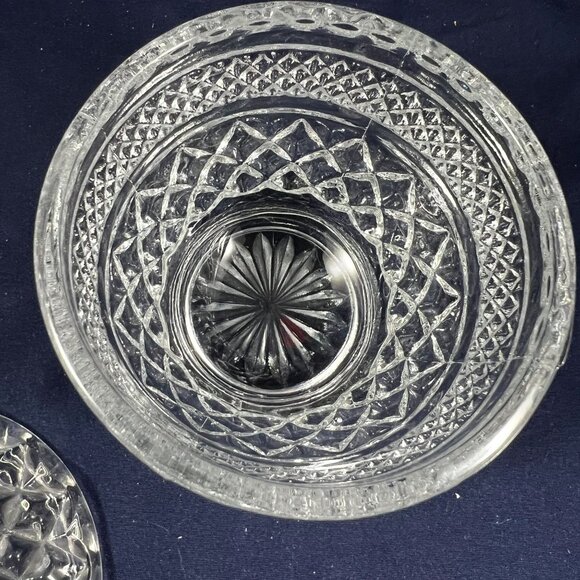 Cut Glass Lidded Candy Dish With Diamond Pattern Design  Vintage Decorative Stor - Picture 2 of 5